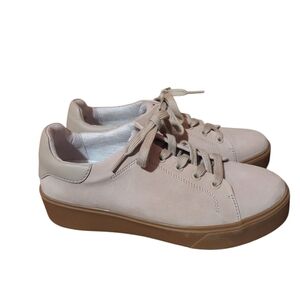 Naturalizer Morrison 2.0 Lace Up Beige Tan Suede Sneakers Size 7 Wide